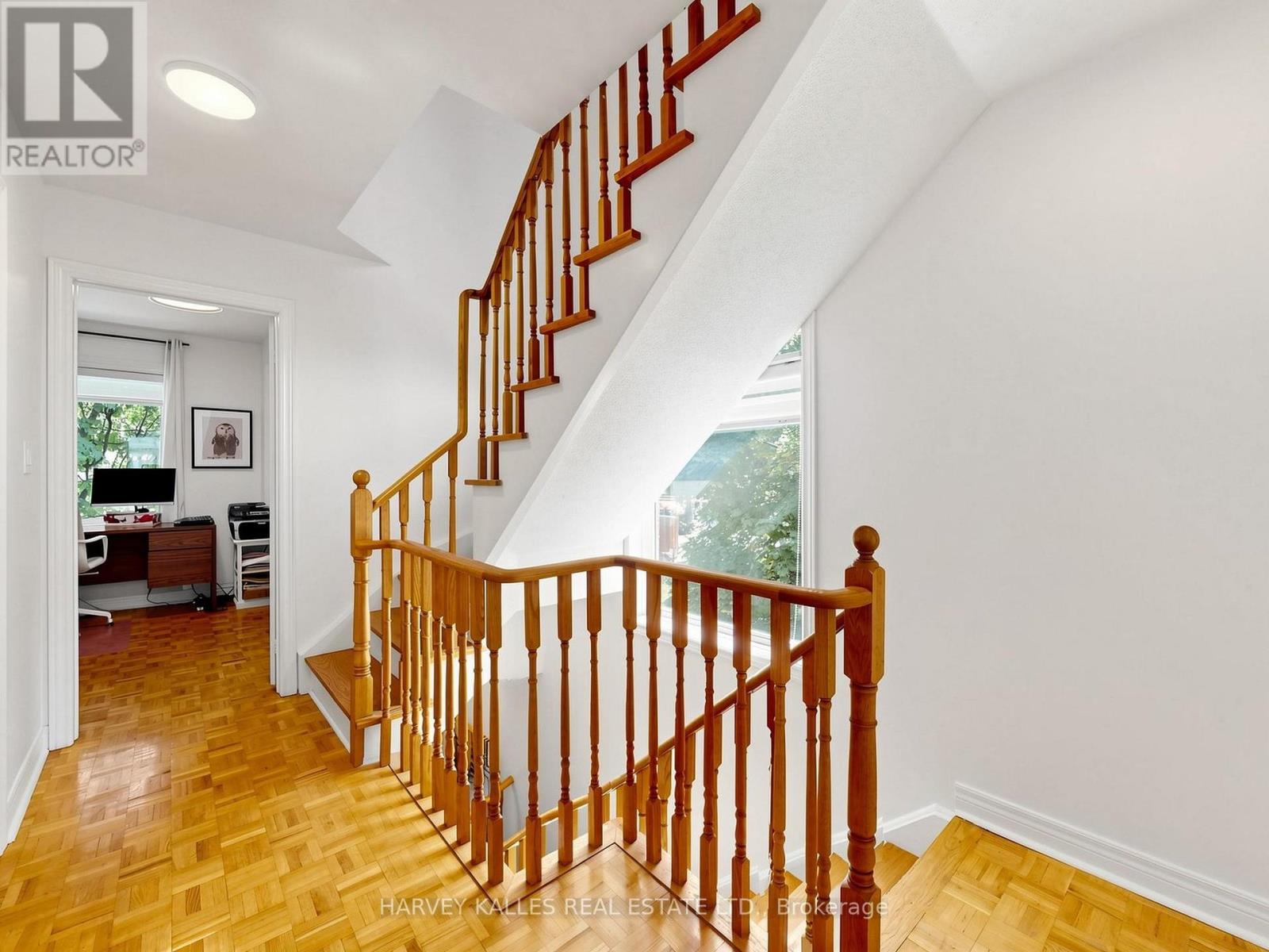 10 LIGHTBOURN AVENUE