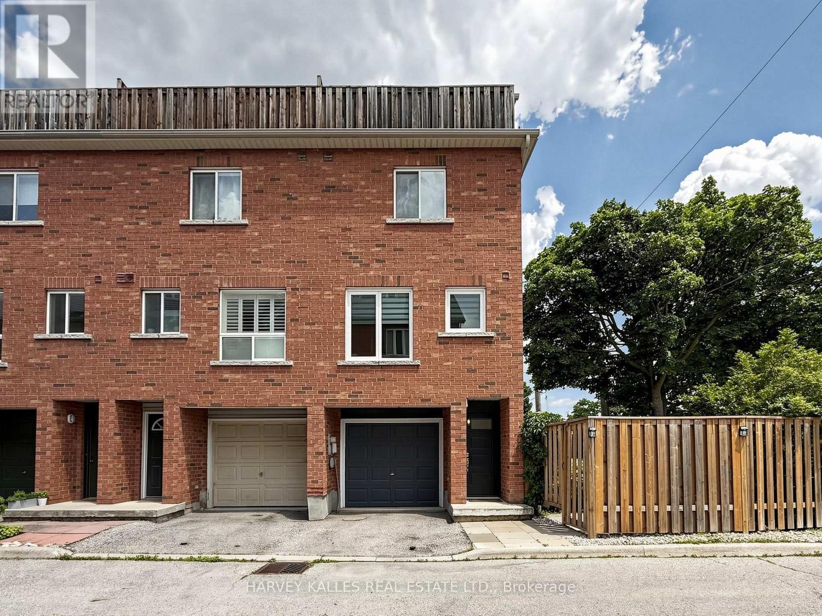 10 LIGHTBOURN AVENUE