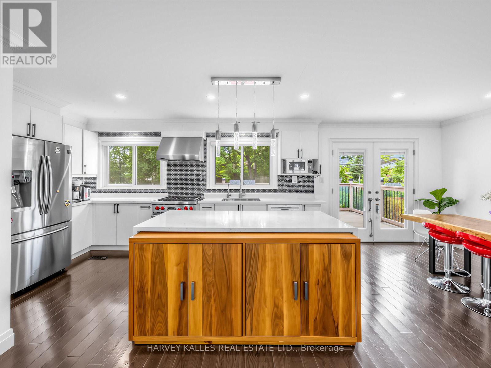 1228 PALLATINE DRIVE