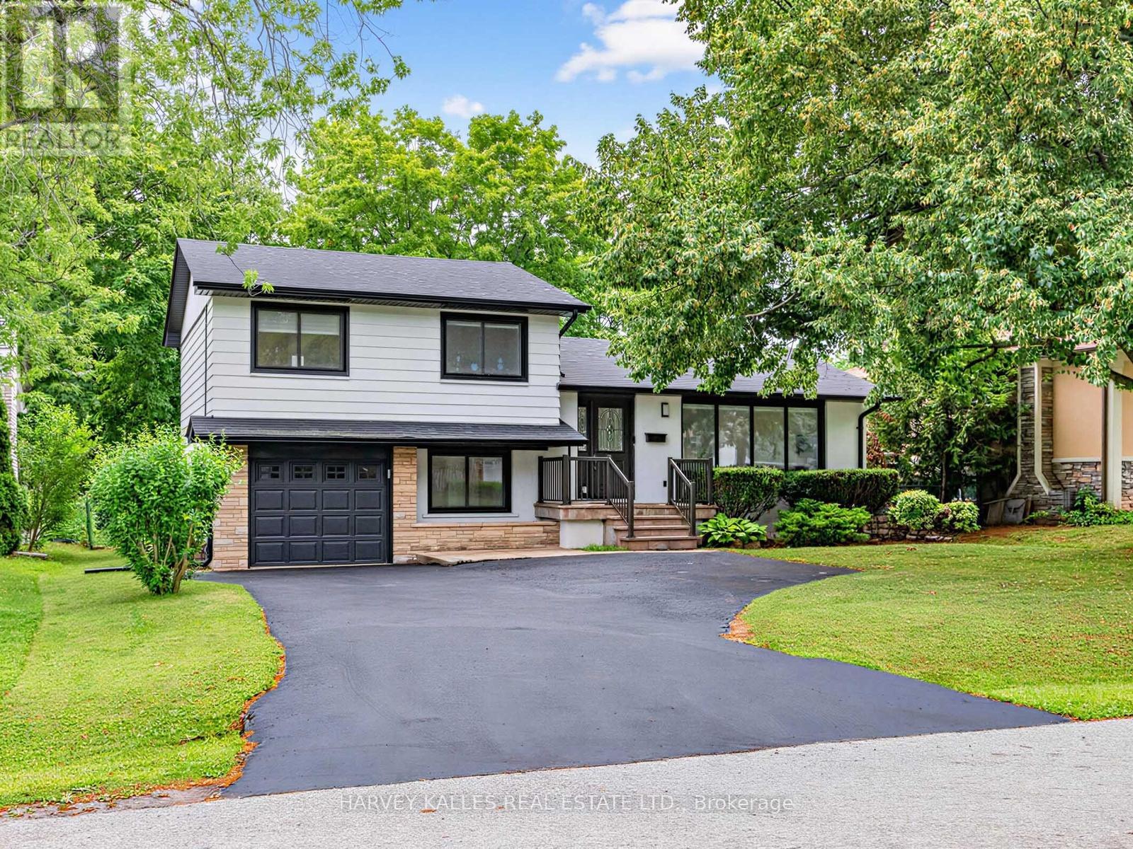 1228 PALLATINE DRIVE