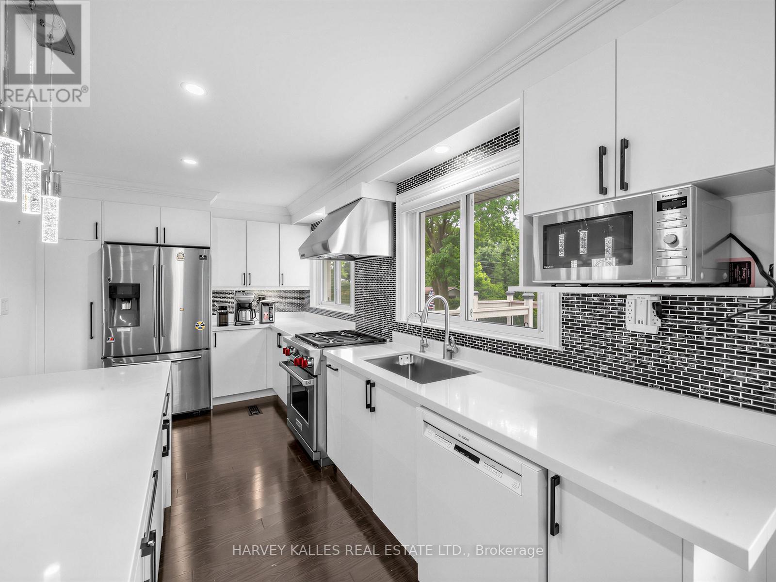 1228 PALLATINE DRIVE