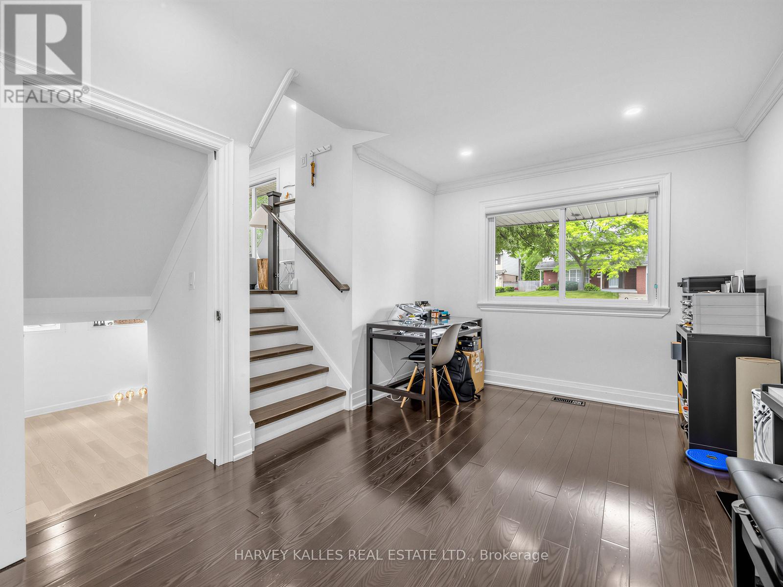 1228 PALLATINE DRIVE