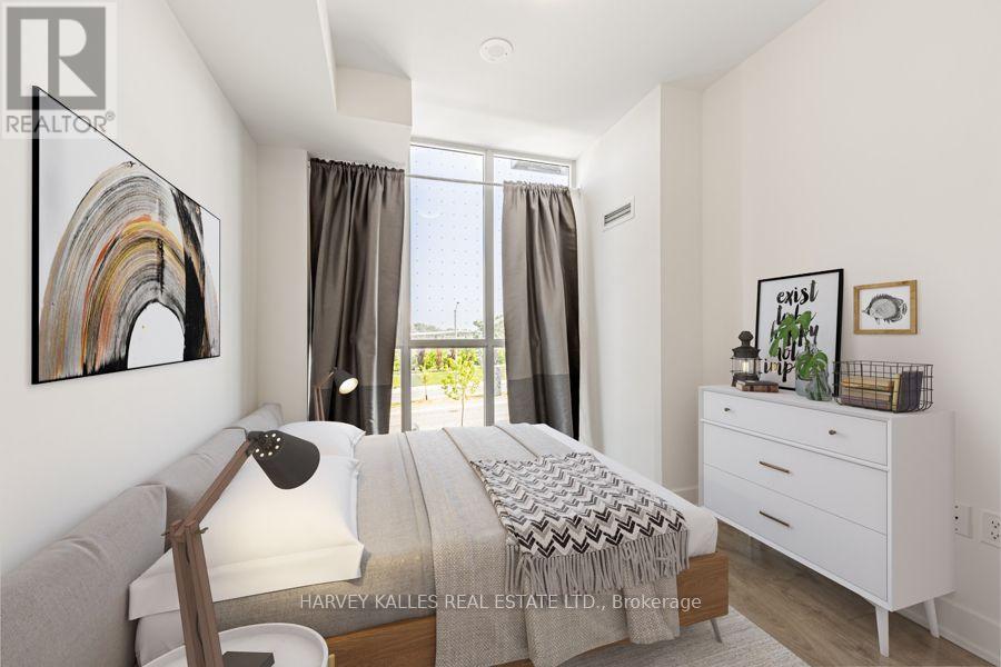 4 - 60 GEORGE BUTCHART DRIVE