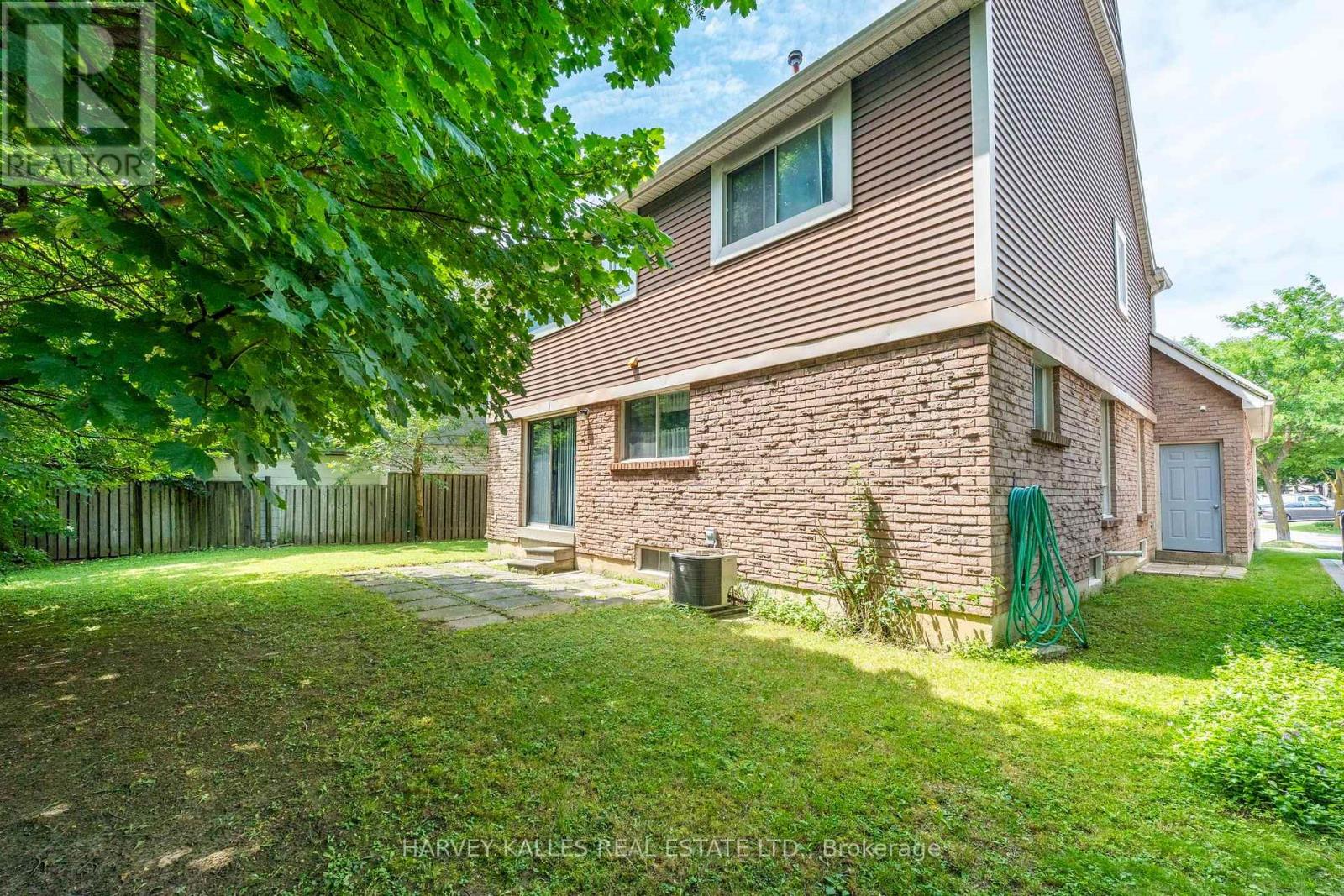 39 NEWINGTON CRESCENT