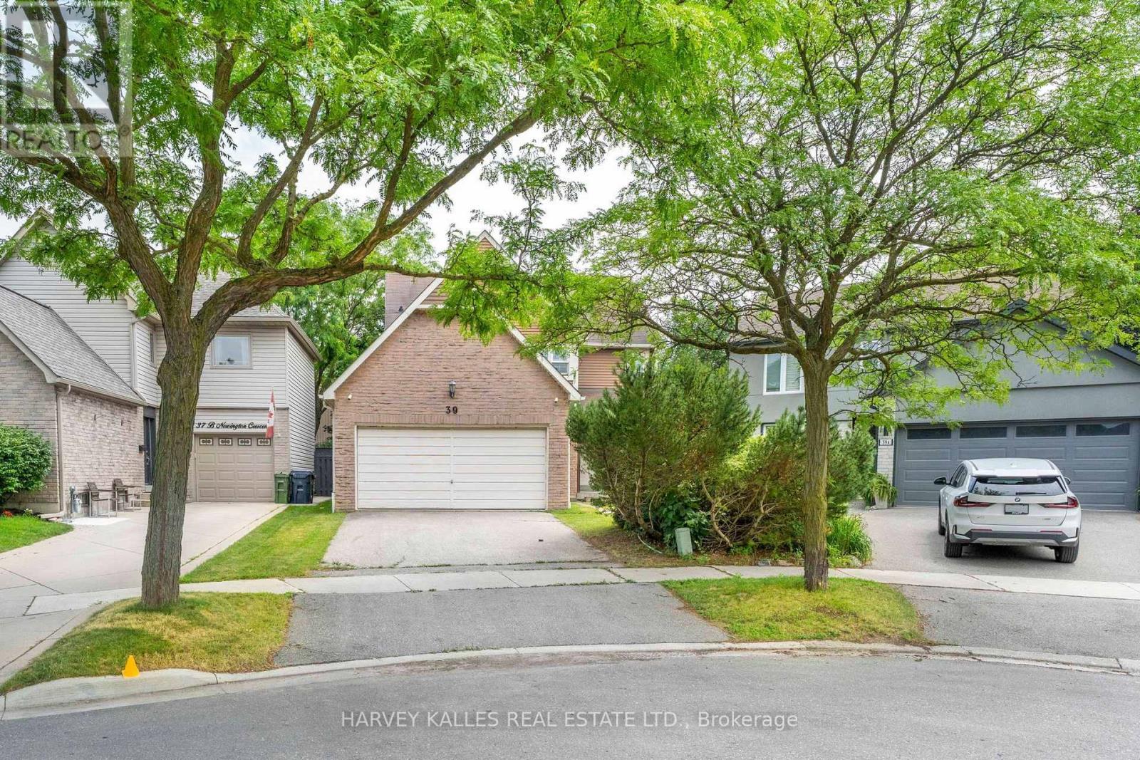 39 NEWINGTON CRESCENT