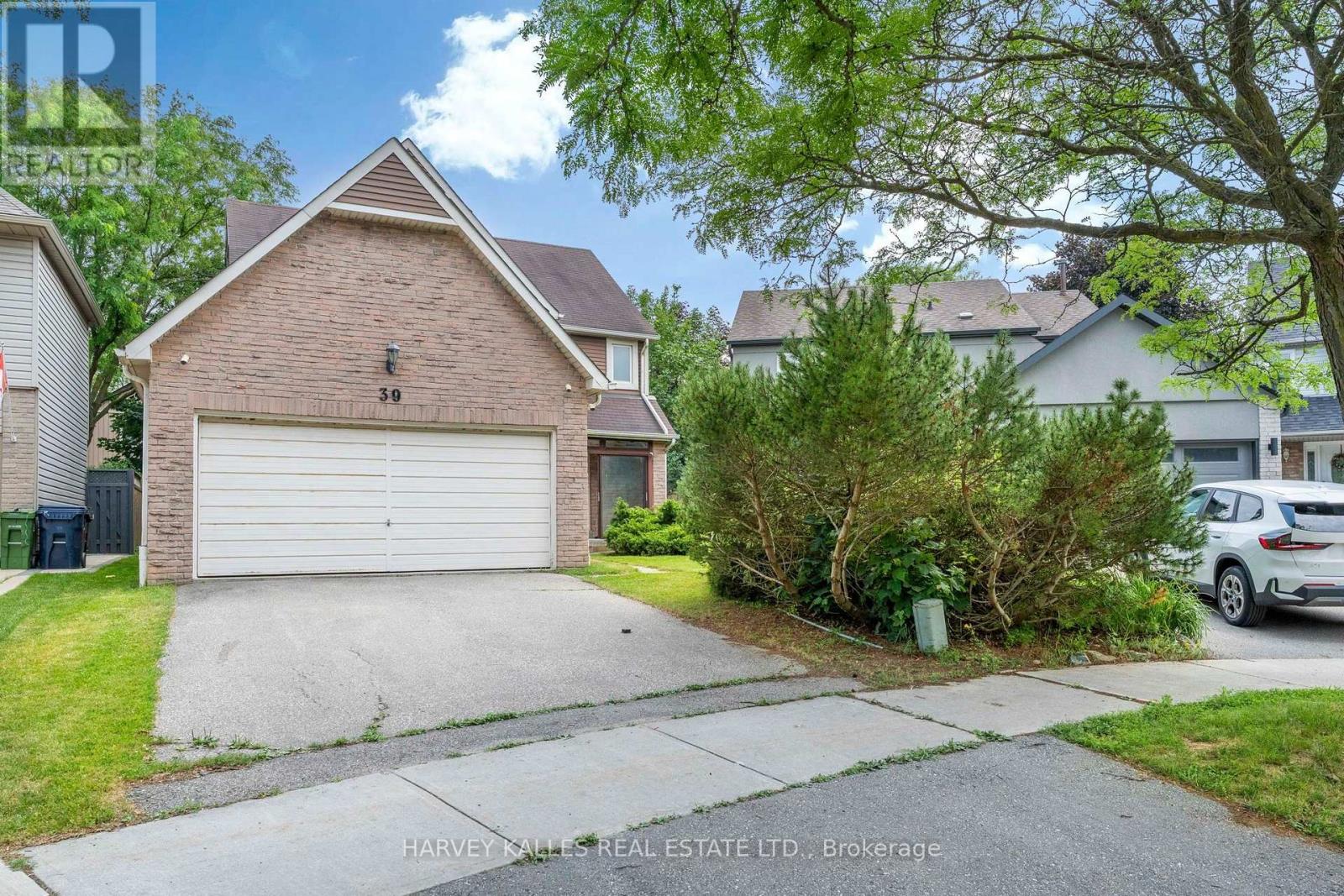 39 NEWINGTON CRESCENT