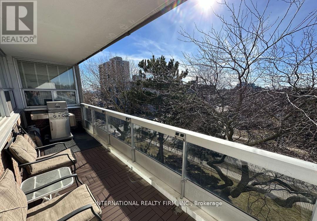 408 - 2263 MARINE DRIVE