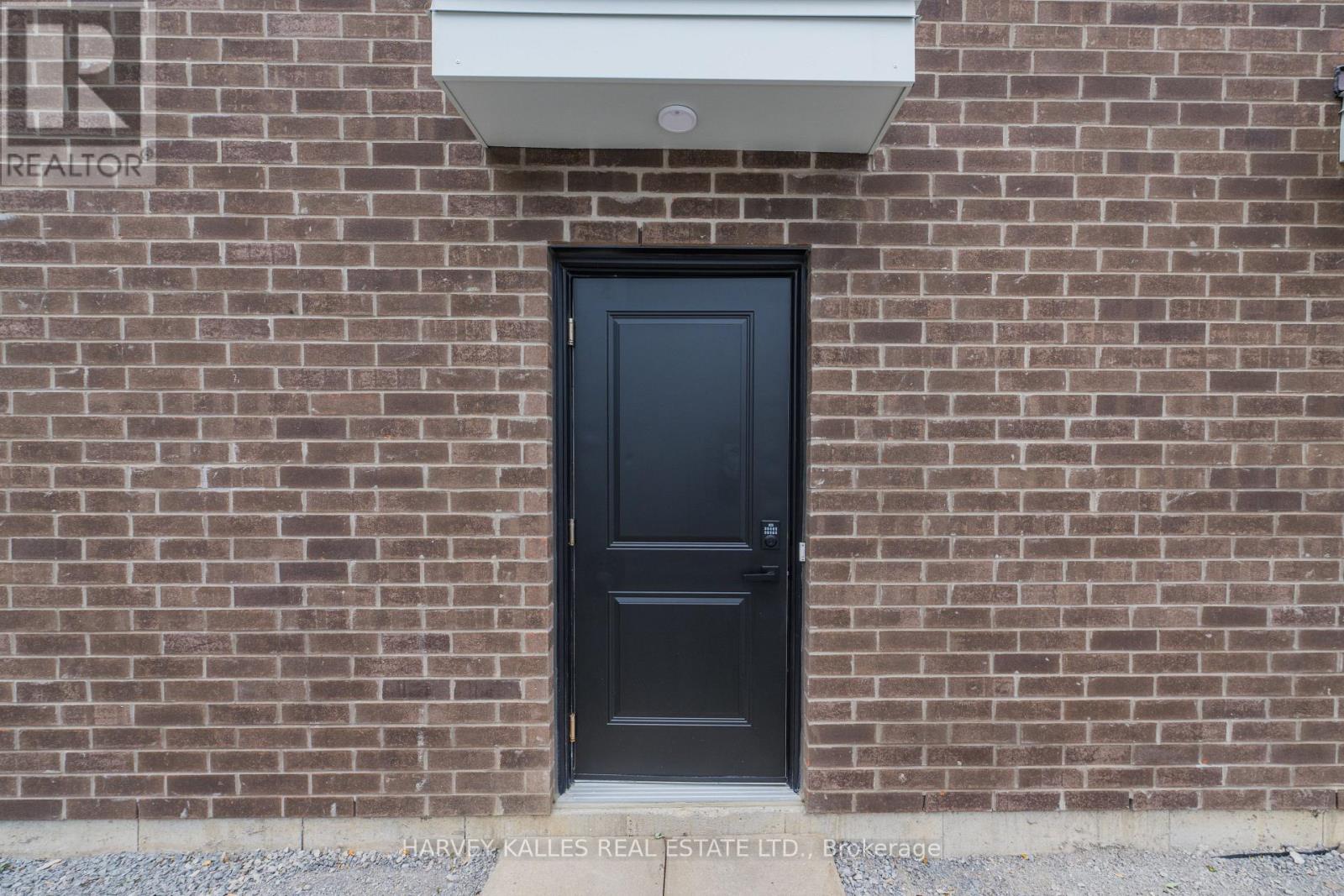 2 - 165 SPALDING ROAD