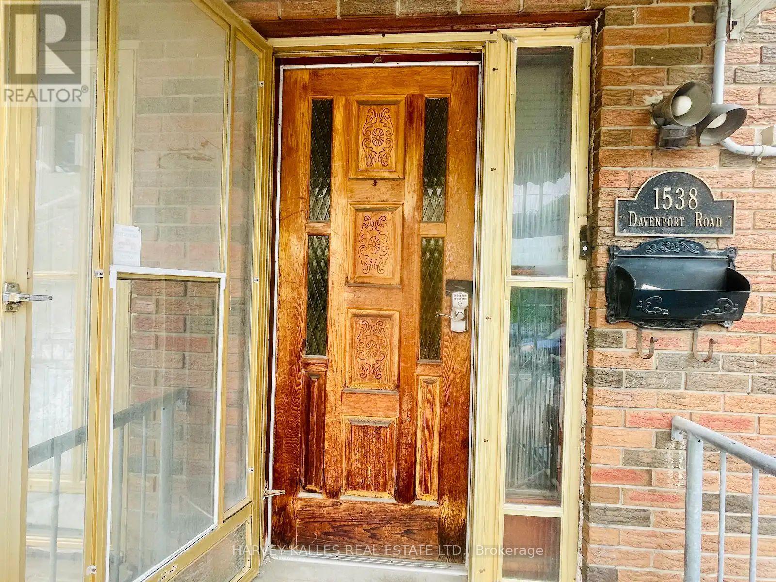 LOWER - 1538 DAVENPORT ROAD