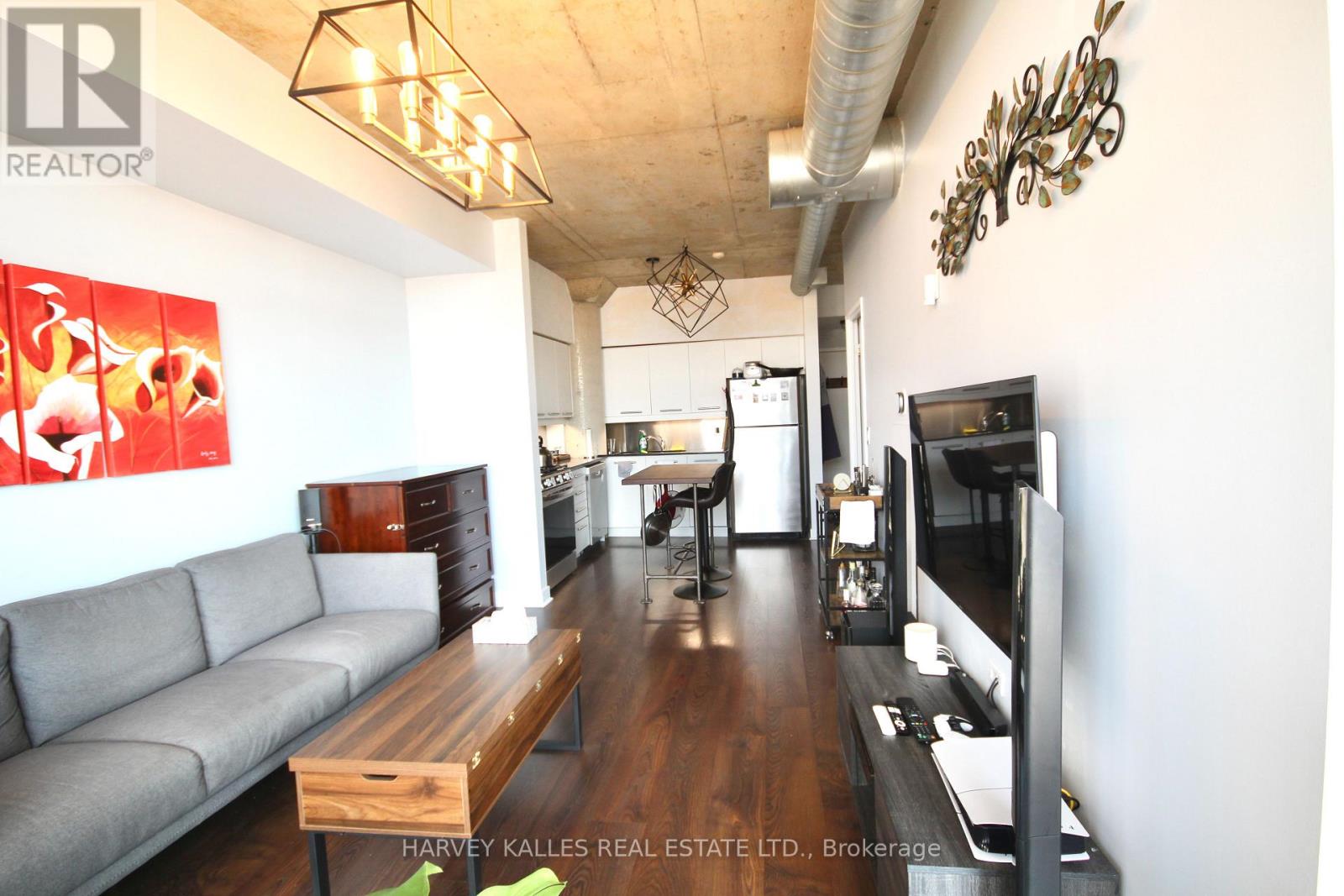 403 - 1375 DUPONT STREET