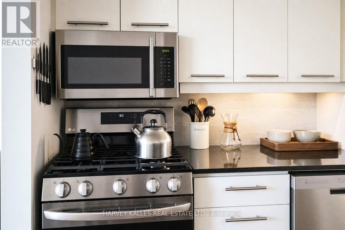 403 - 1375 DUPONT STREET