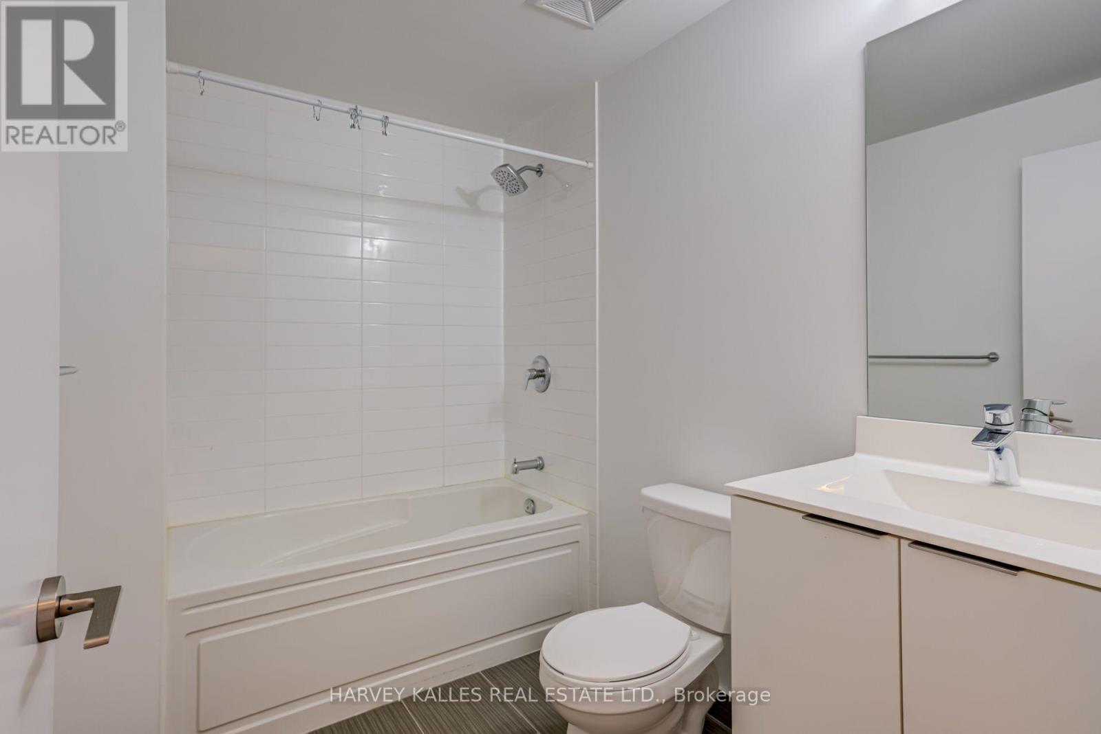 1822 - 30 SHORE BREEZE DRIVE