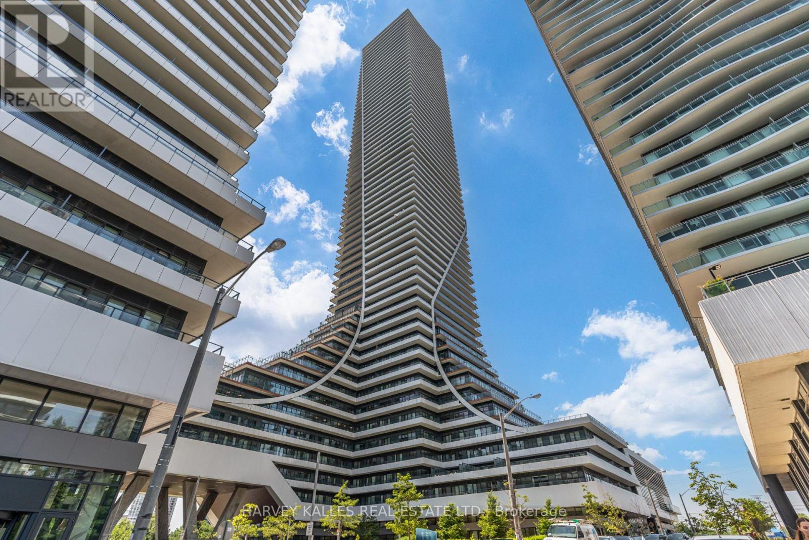 1822 - 30 SHORE BREEZE DRIVE