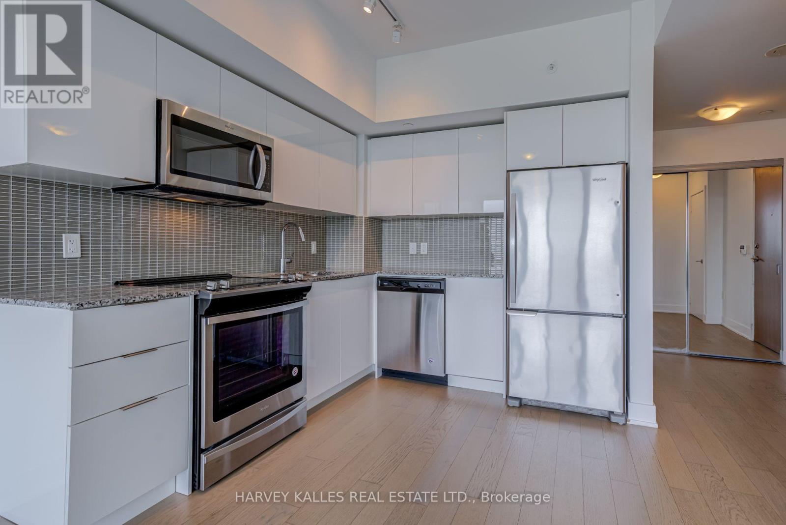 1822 - 30 SHORE BREEZE DRIVE