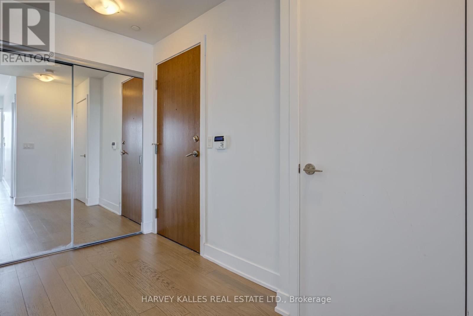 1822 - 30 SHORE BREEZE DRIVE
