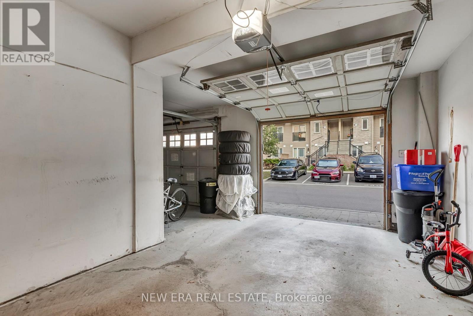 60 - 3056 EGLINTON AVENUE W
