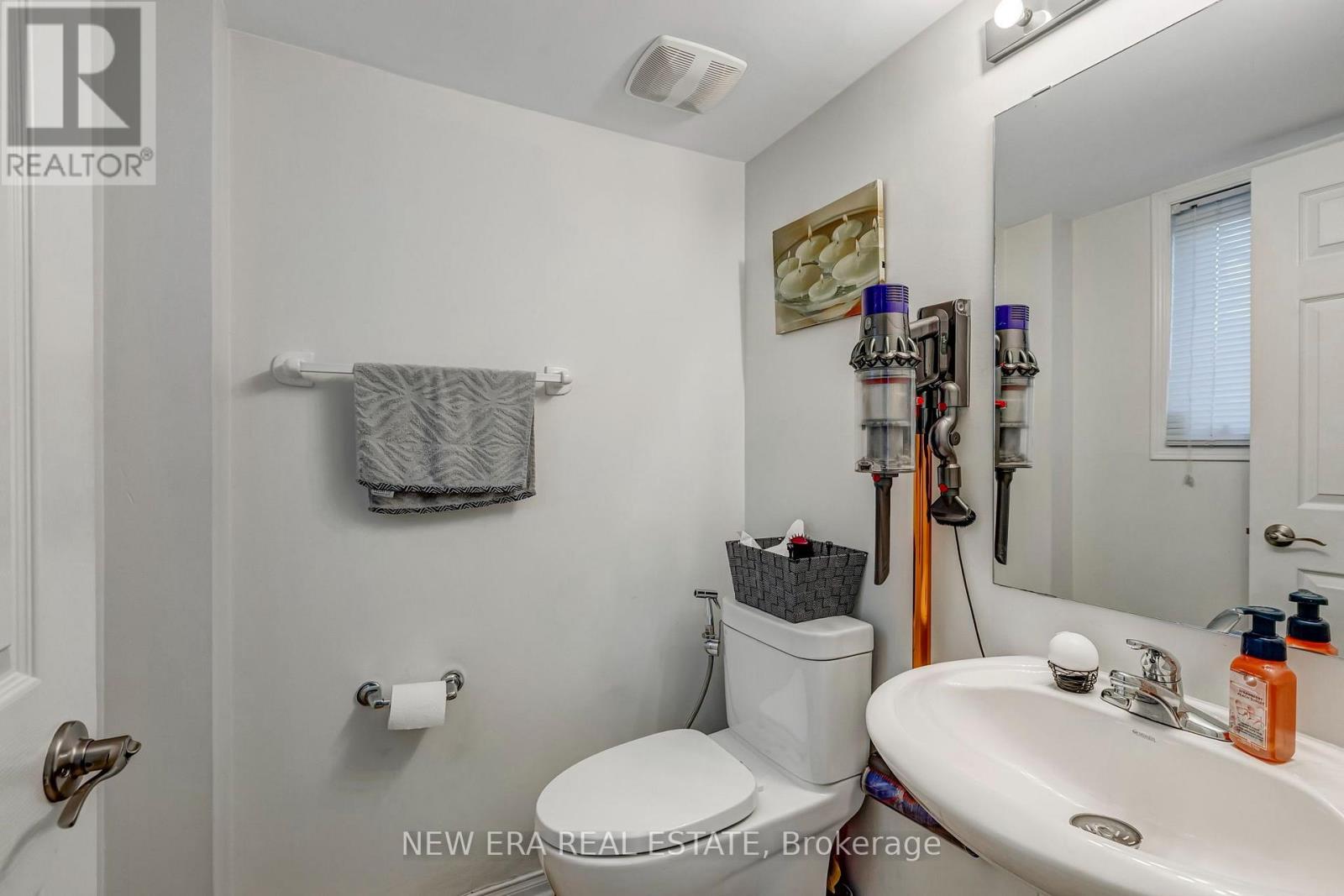 60 - 3056 EGLINTON AVENUE W