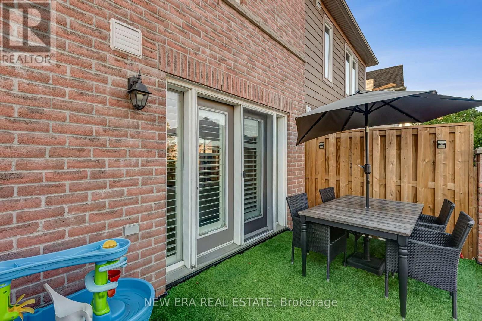 60 - 3056 EGLINTON AVENUE W