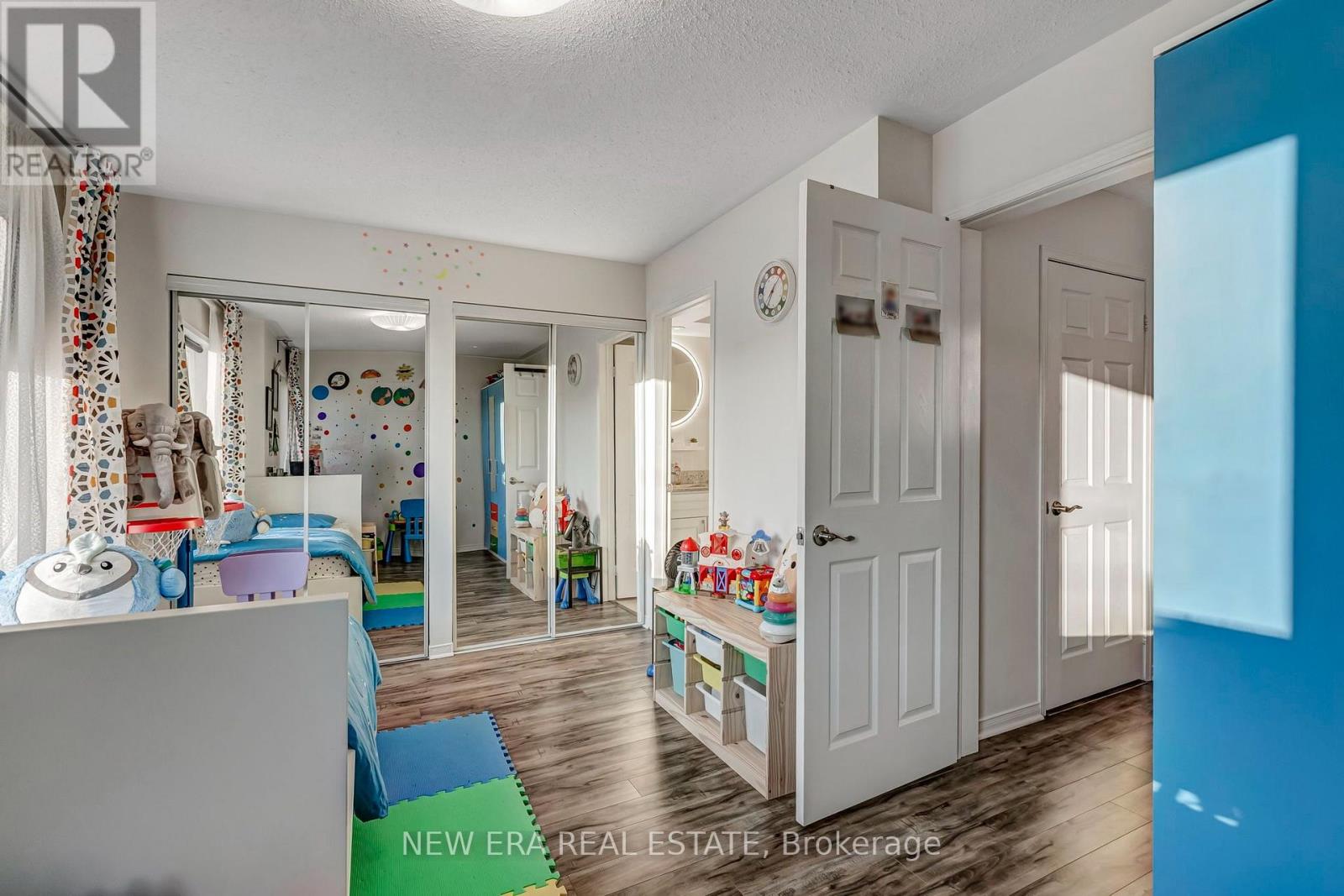 60 - 3056 EGLINTON AVENUE W
