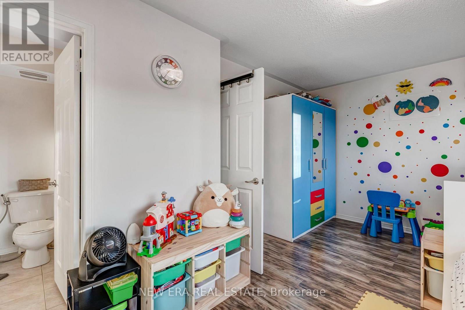 60 - 3056 EGLINTON AVENUE W