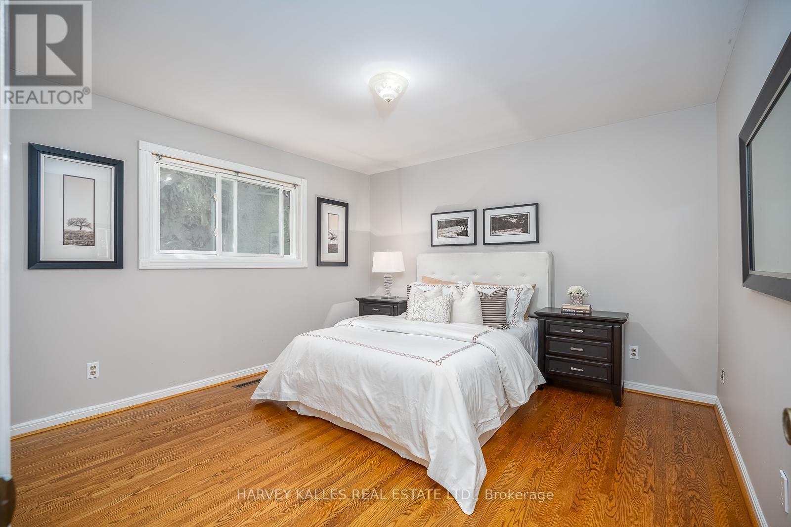 1033 FAIR BIRCH DRIVE