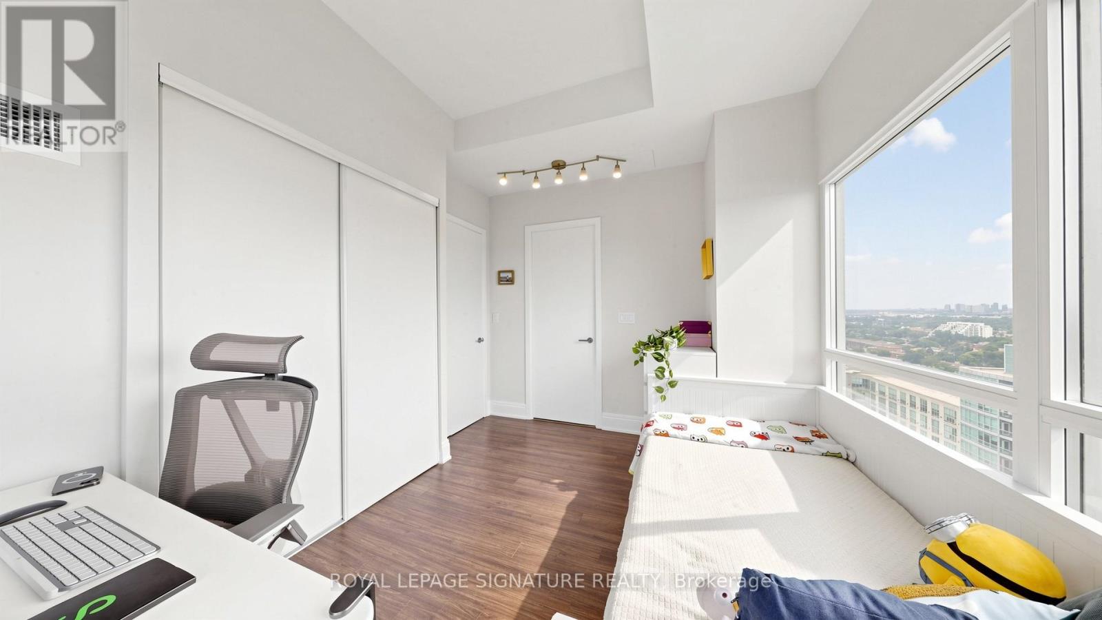 2524 - 165 LEGION ROAD