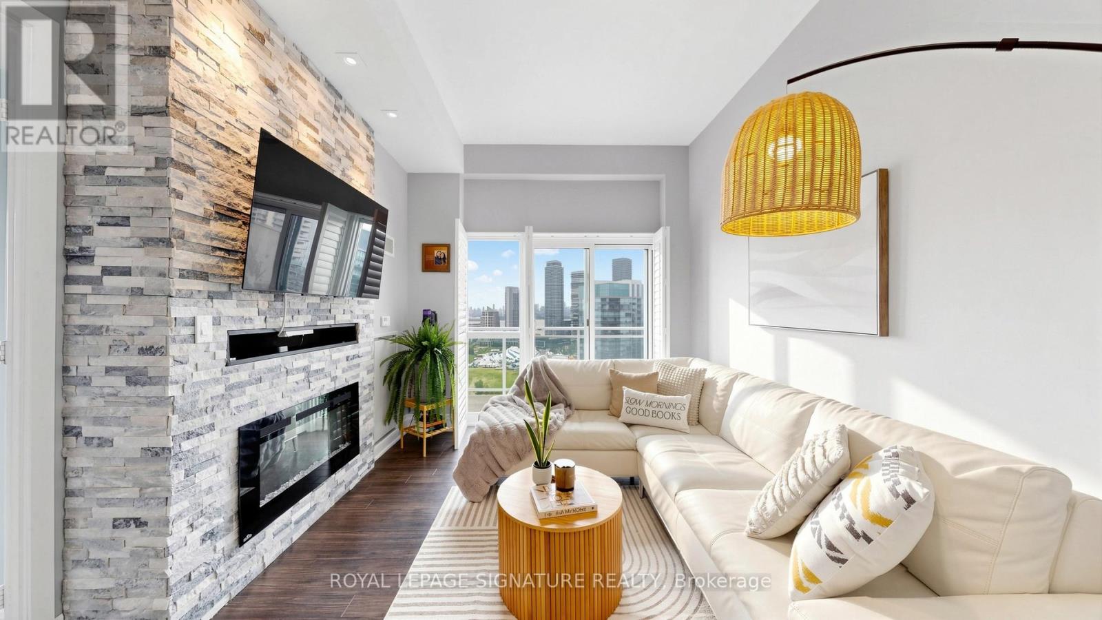2524 - 165 LEGION ROAD