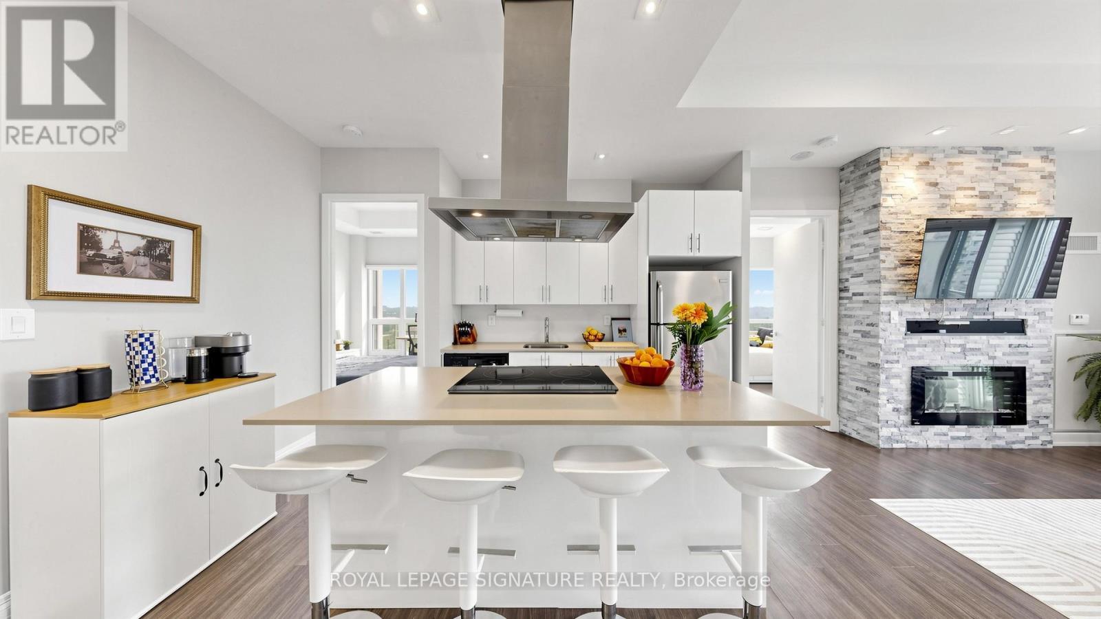 2524 - 165 LEGION ROAD