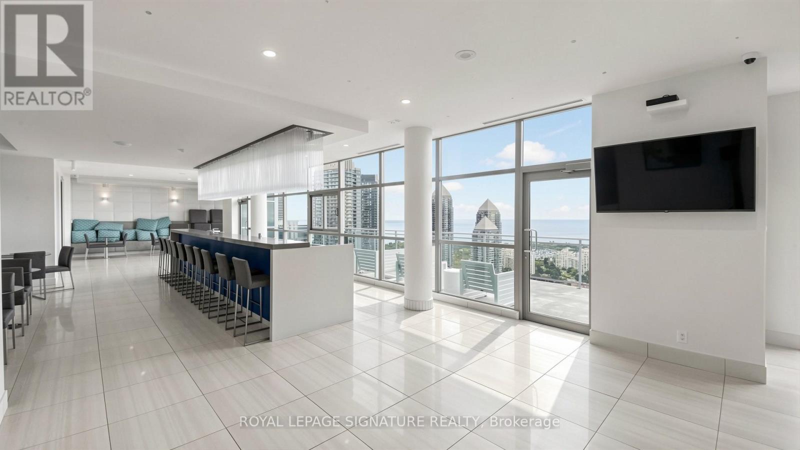 2524 - 165 LEGION ROAD