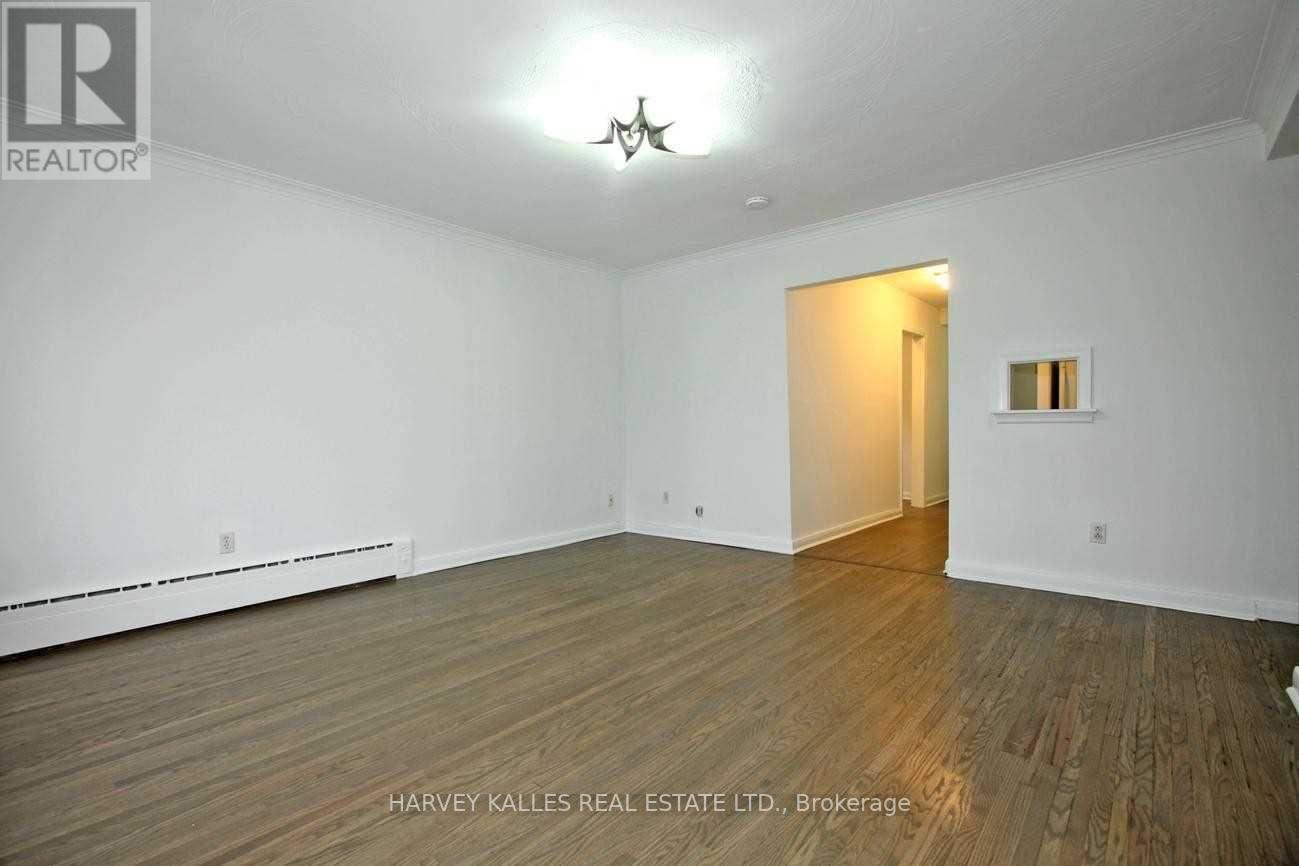 UNIT B - 149 KITCHENER AVENUE
