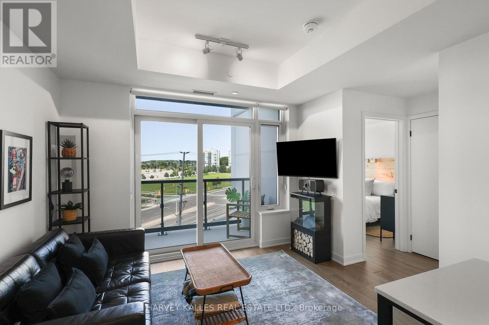 609 - 2495 EGLINTON AVENUE W
