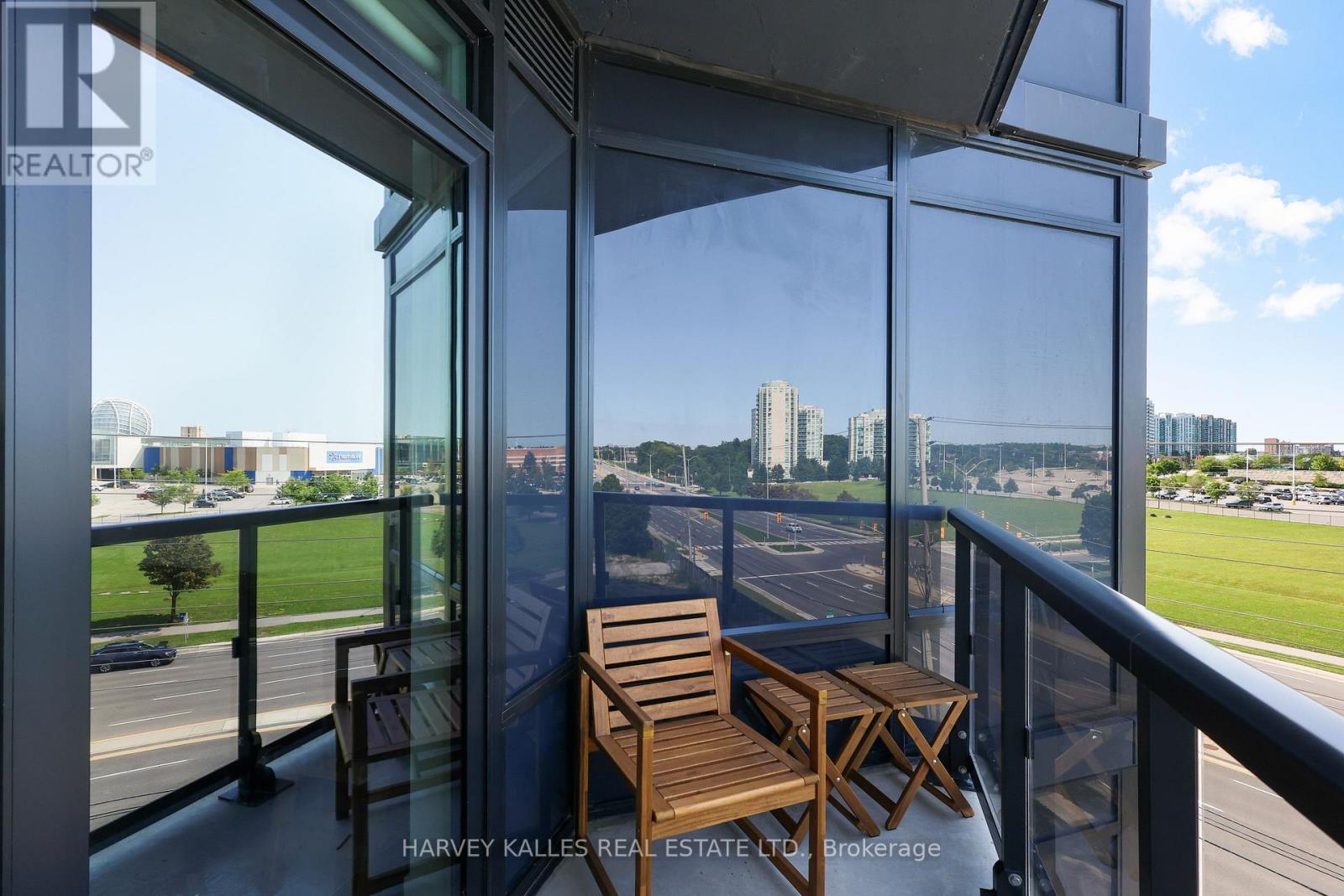 609 - 2495 EGLINTON AVENUE W