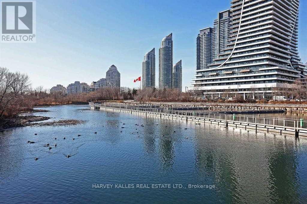 1518 - 39 ANNIE CRAIG DRIVE
