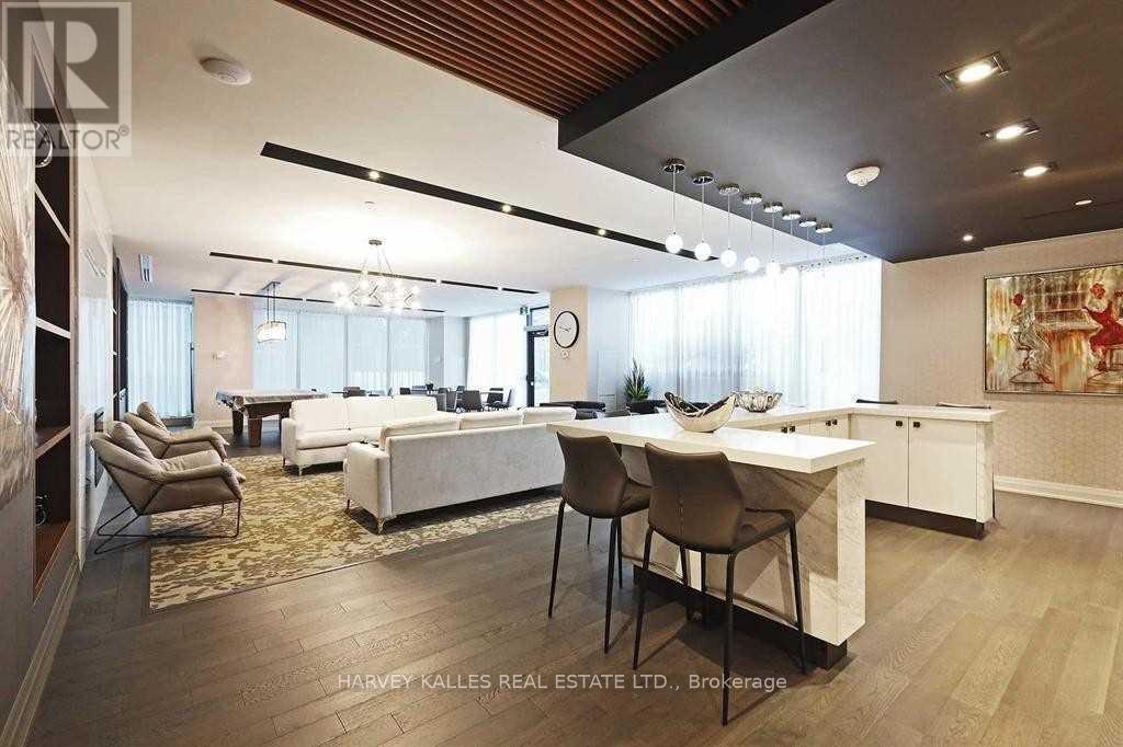 1518 - 39 ANNIE CRAIG DRIVE