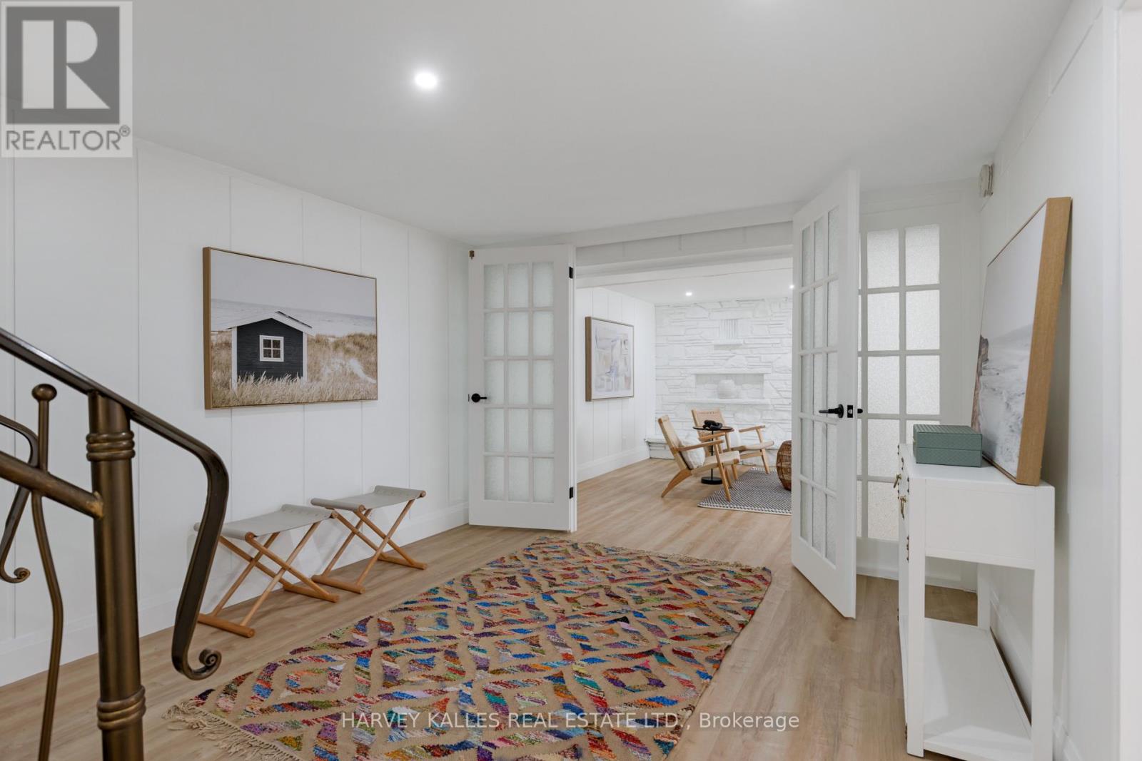 215 EDENBRIDGE DRIVE