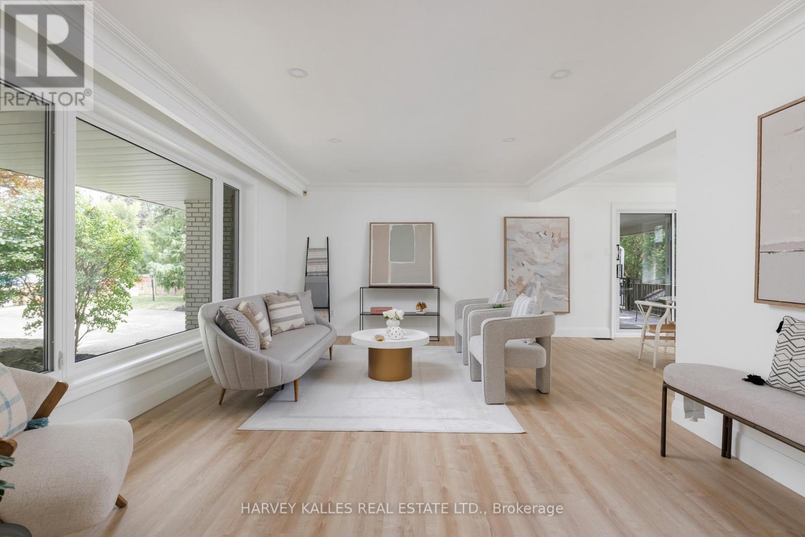 215 EDENBRIDGE DRIVE