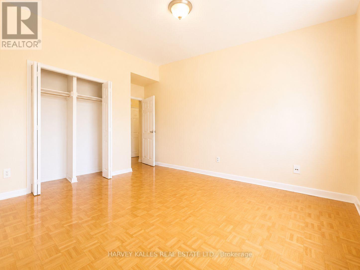 305 - 80 BLACKFRIAR AVENUE