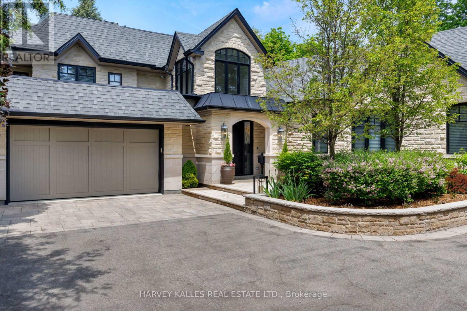 66 THORNCREST ROAD