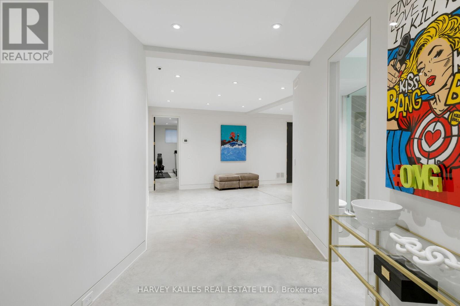 66 THORNCREST ROAD