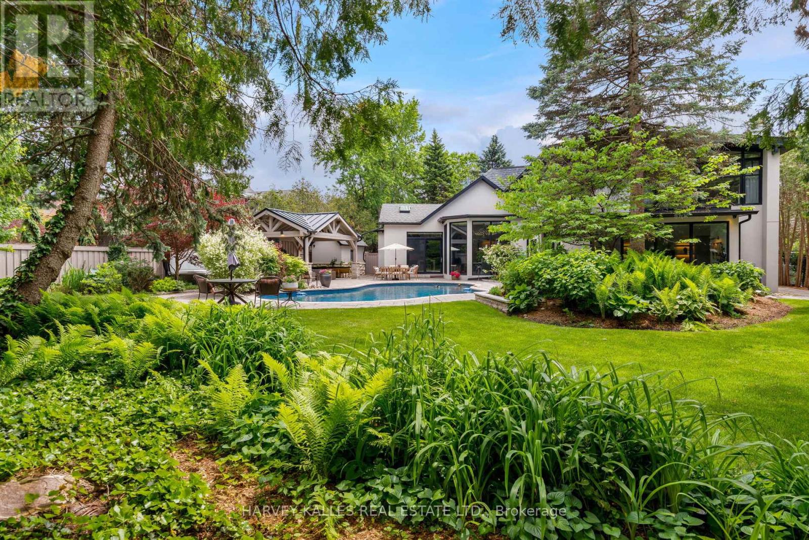 66 THORNCREST ROAD