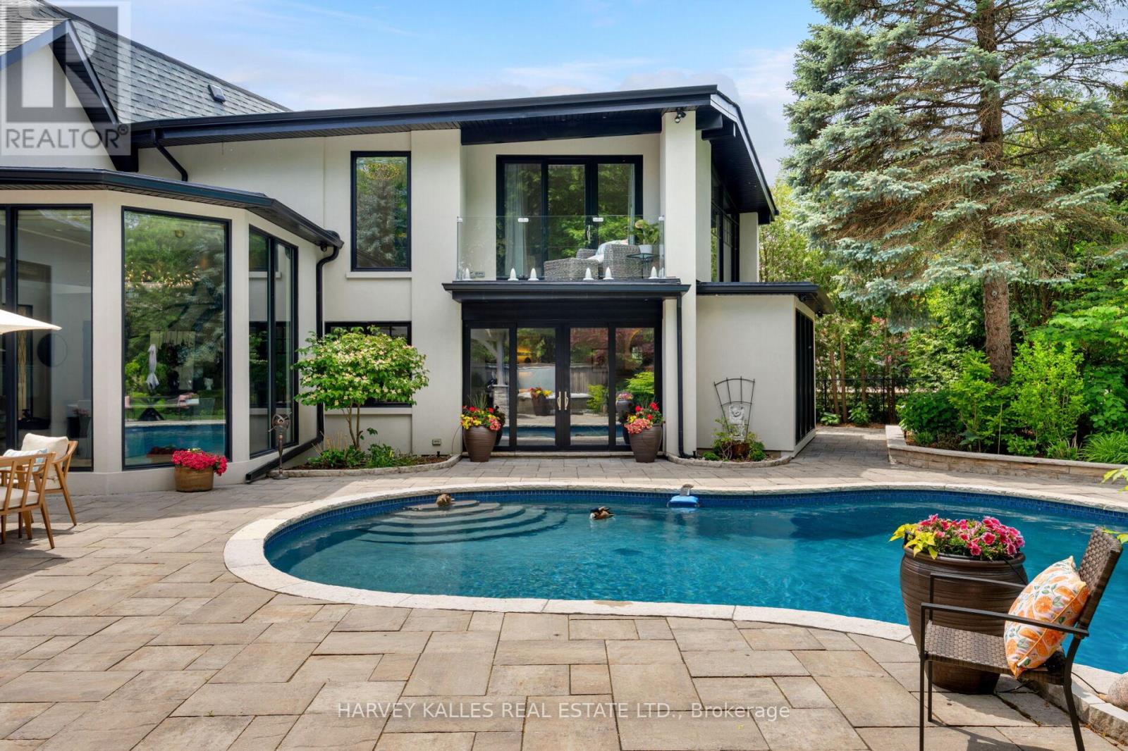 66 THORNCREST ROAD