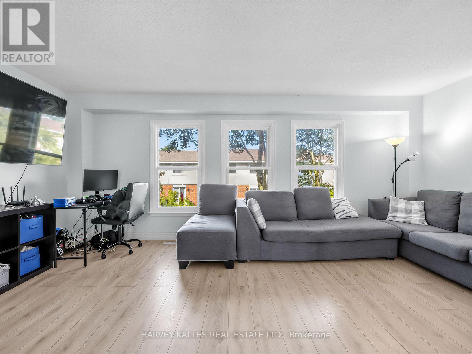 #77 - 333 MEADOWS BOULEVARD
