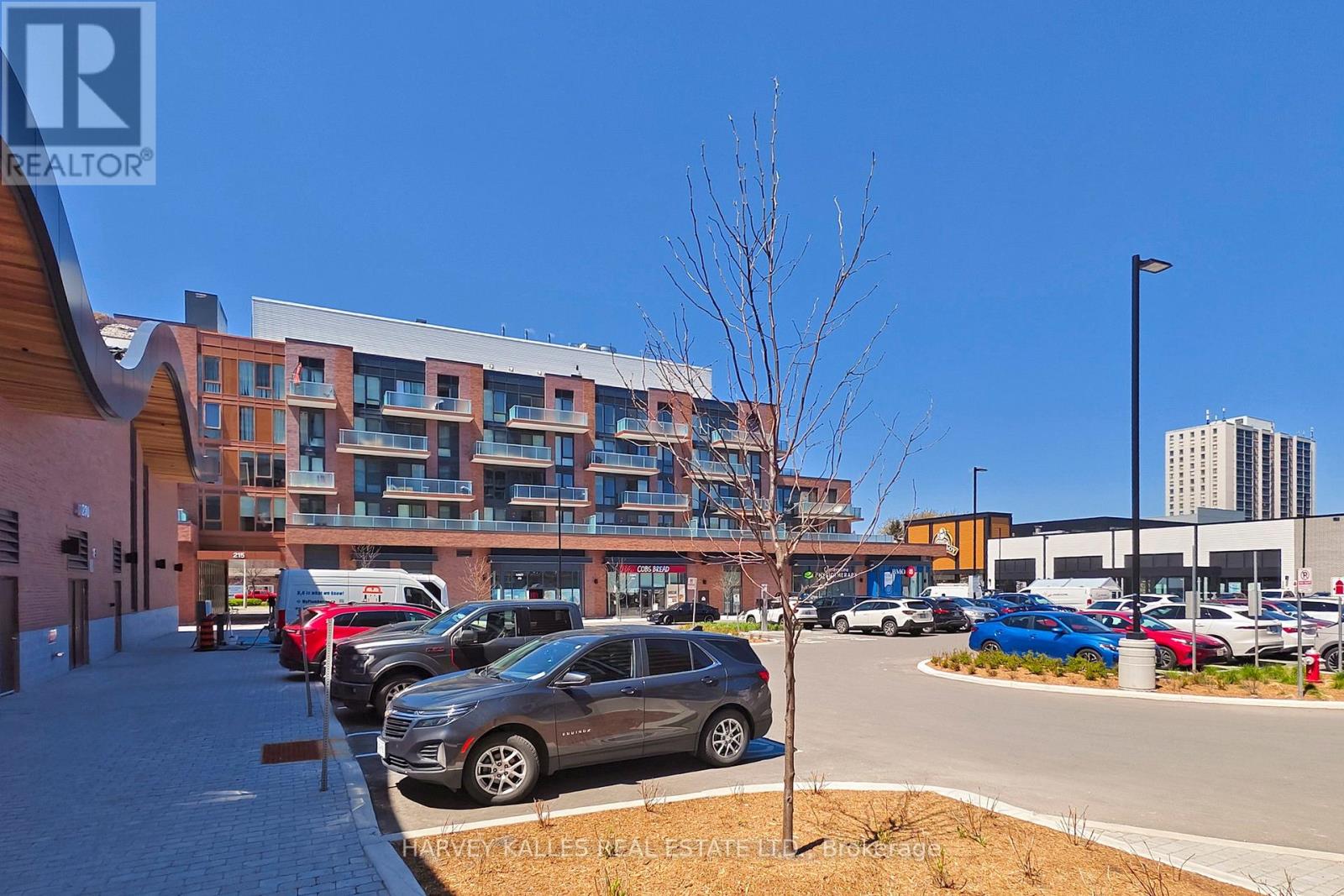 901 - 251 MASONRY WAY