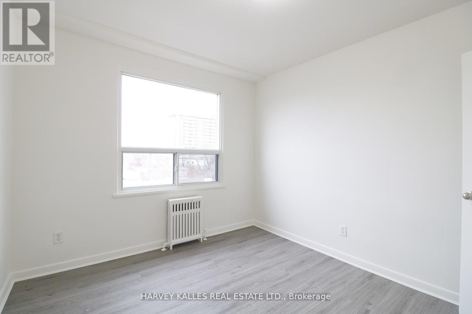 209 - 500 GILBERT AVENUE