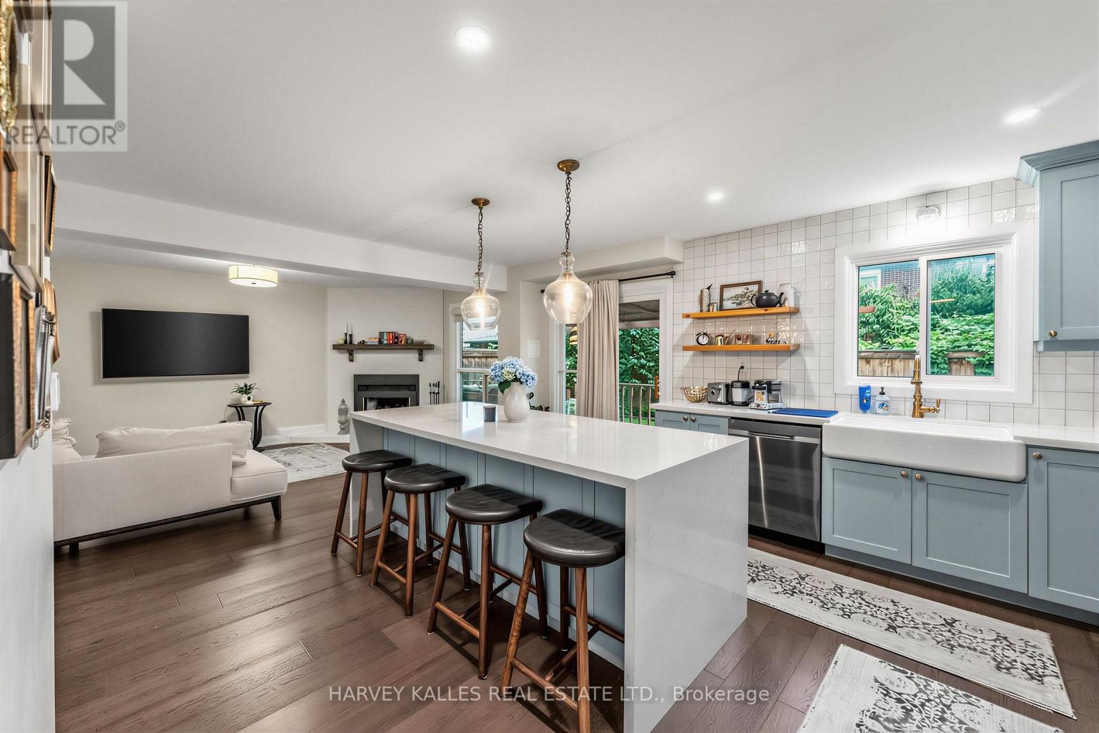 3501 COPERNICUS DRIVE