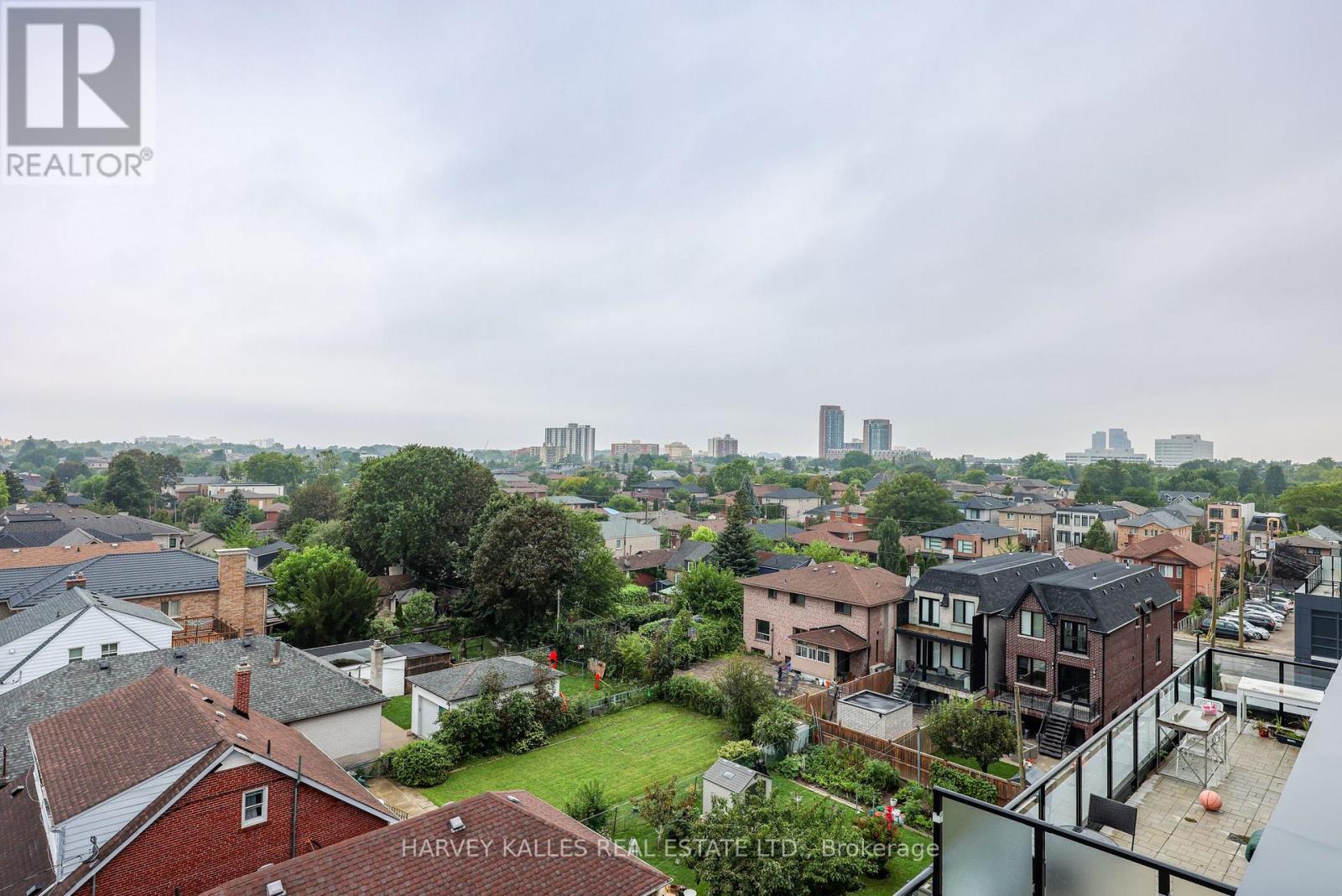 606 - 556 MARLEE AVENUE