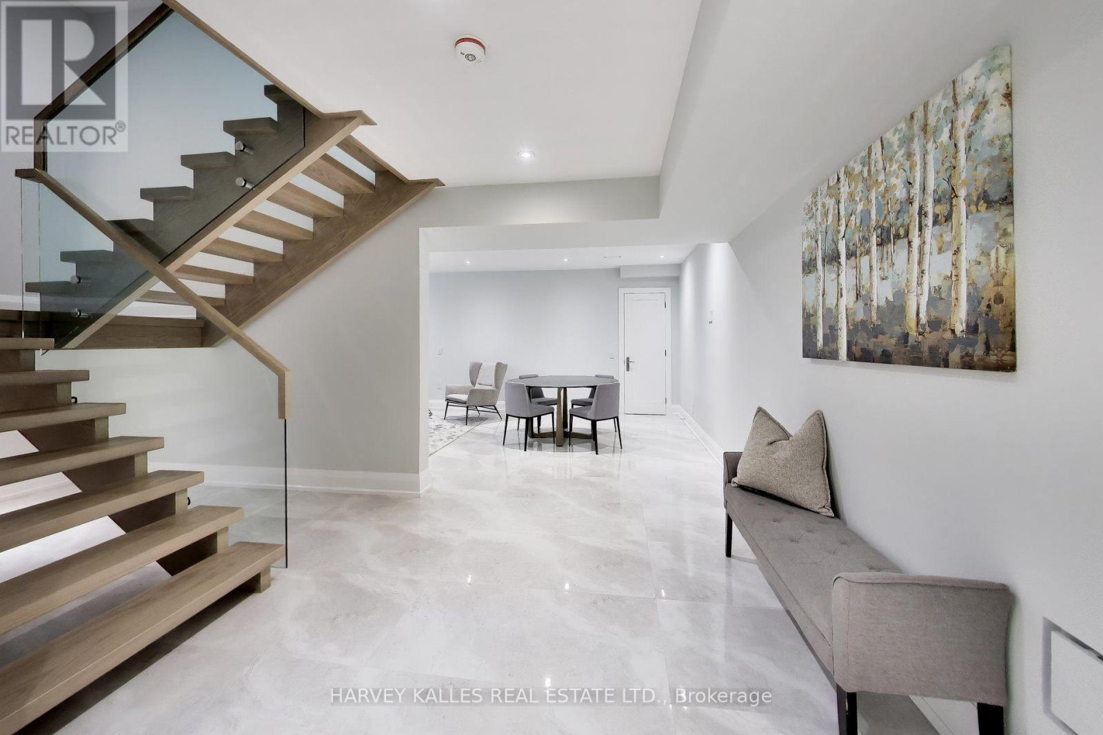 24 RAVENSCREST DRIVE