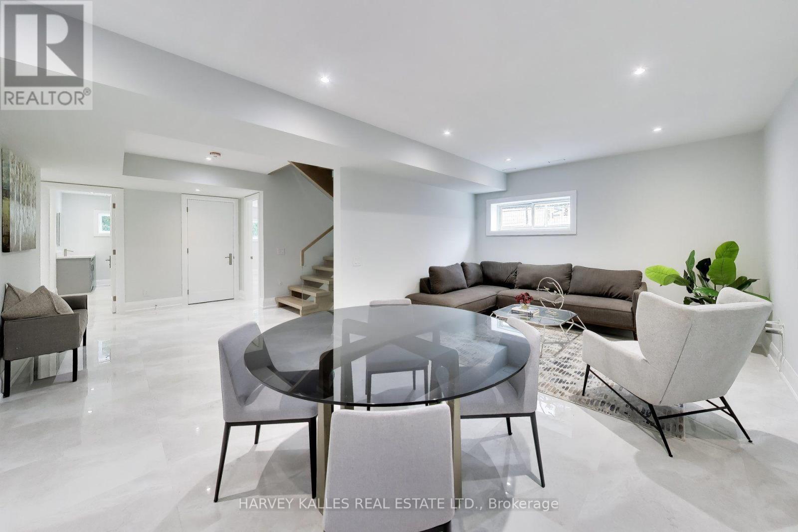 24 RAVENSCREST DRIVE
