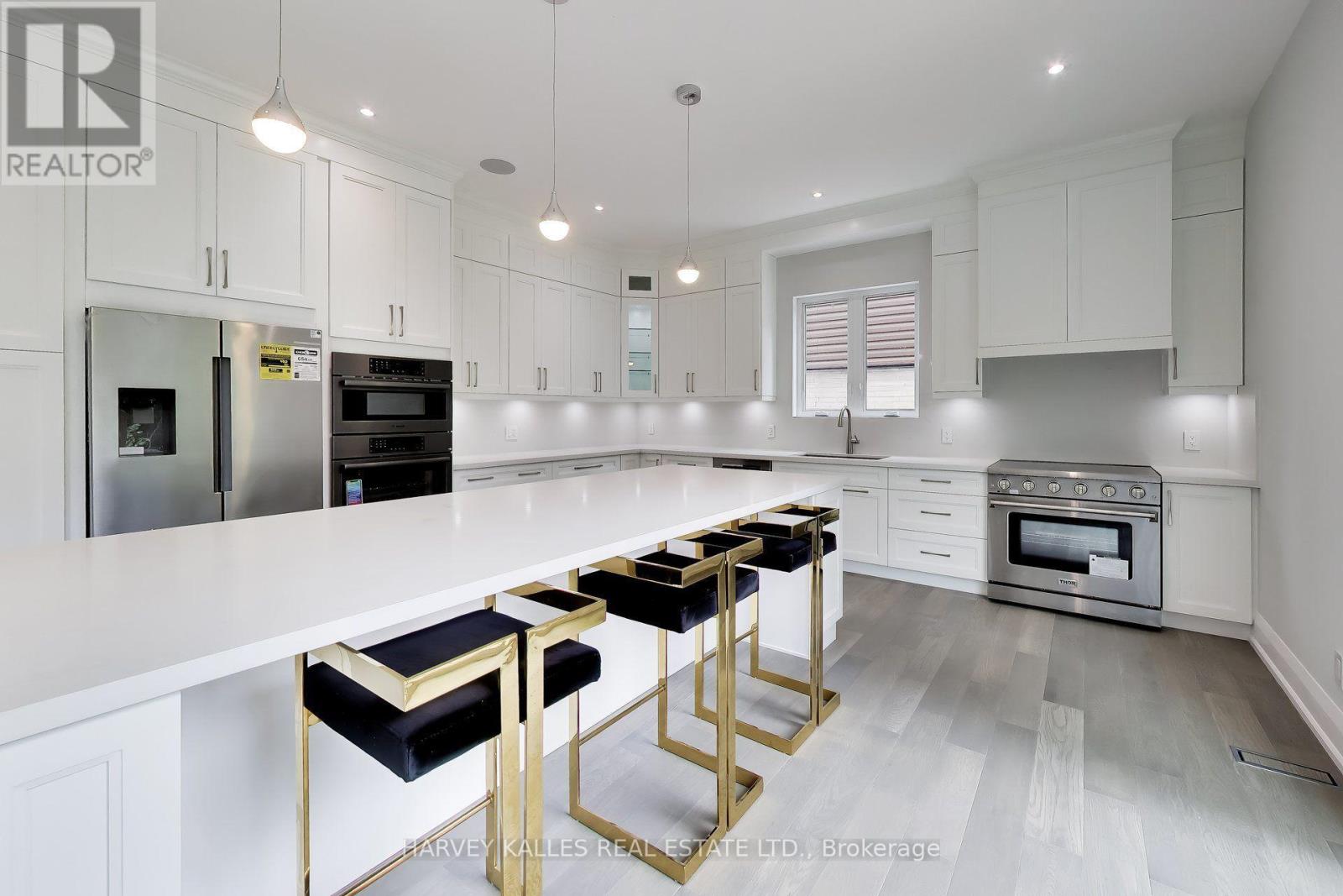 24 RAVENSCREST DRIVE