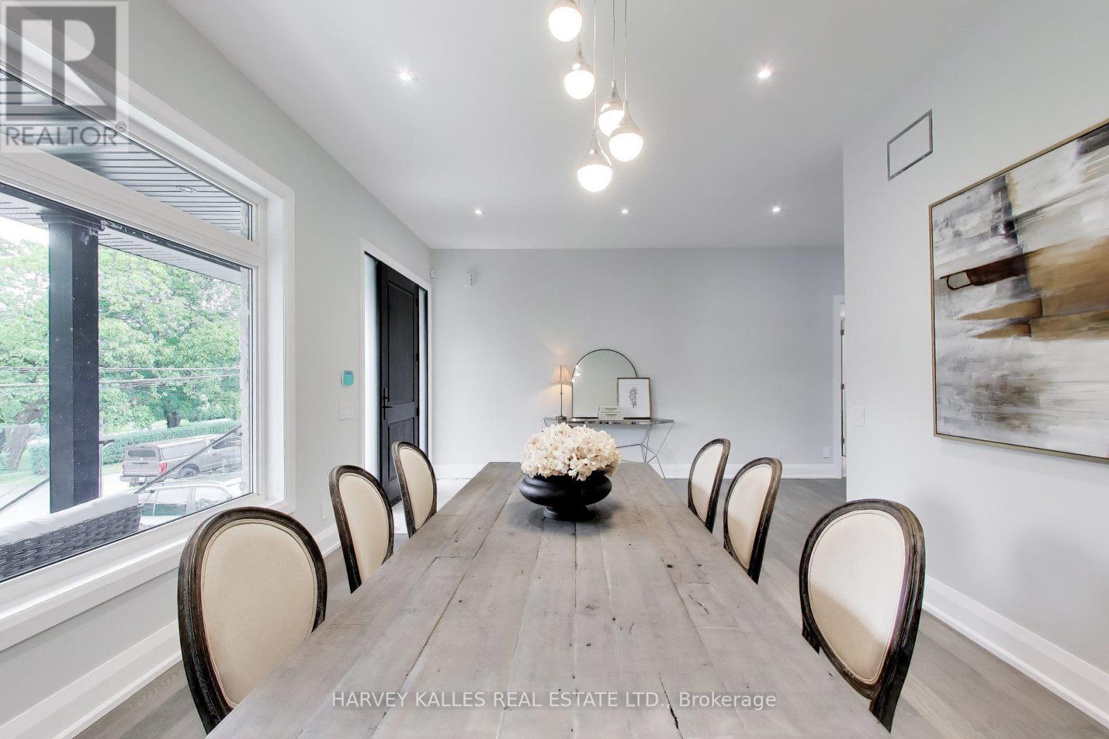 24 RAVENSCREST DRIVE